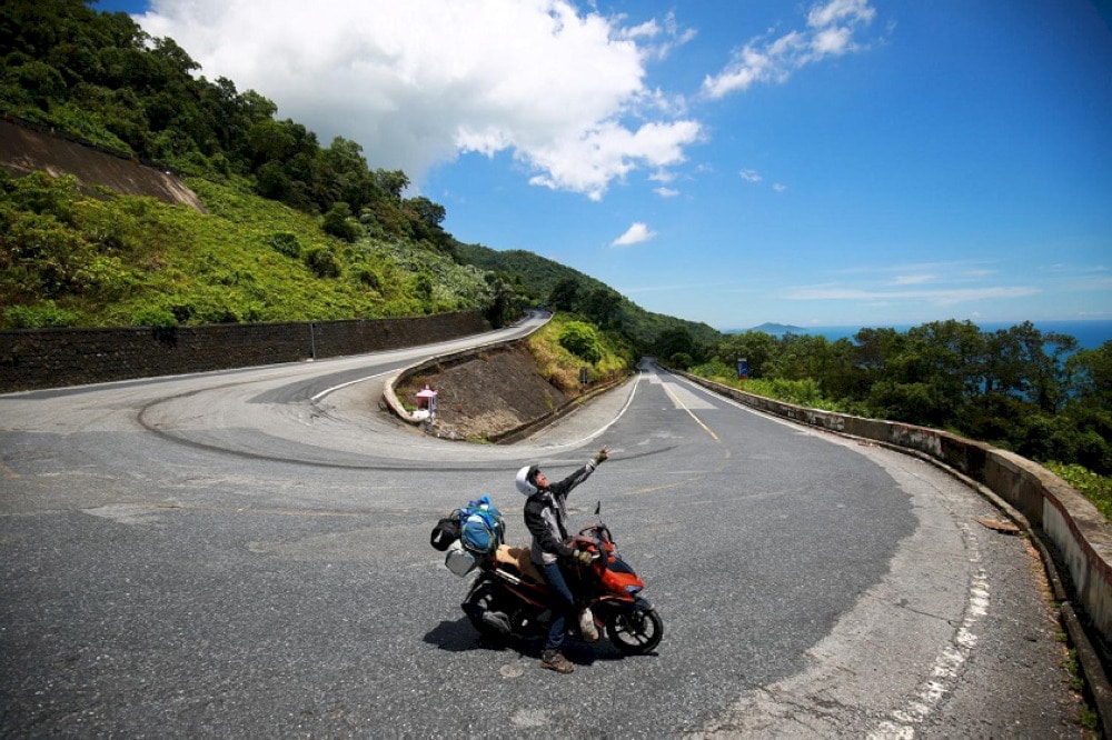 Tourists can easily rent motorbikes in Da Nang or Hue